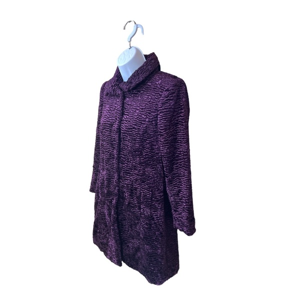 SzXSP White House  Black Market Persian Coat in Plum - Picture 5 of 7